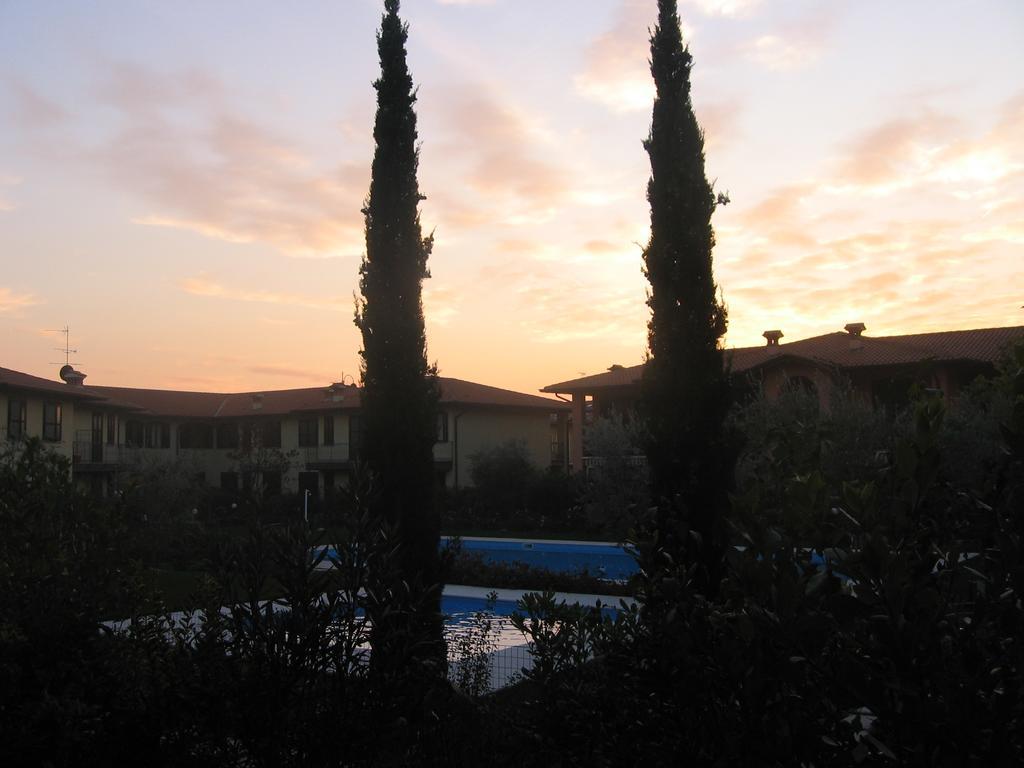 Casa Vacanze Serraglie Raffa Esterno foto