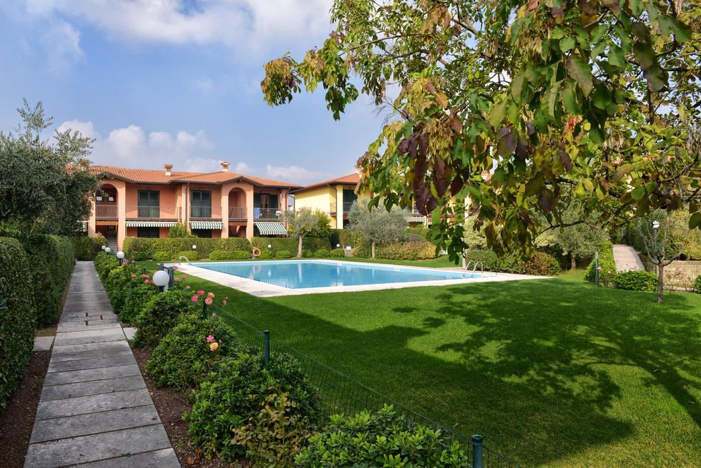 Casa Vacanze Serraglie Raffa Esterno foto