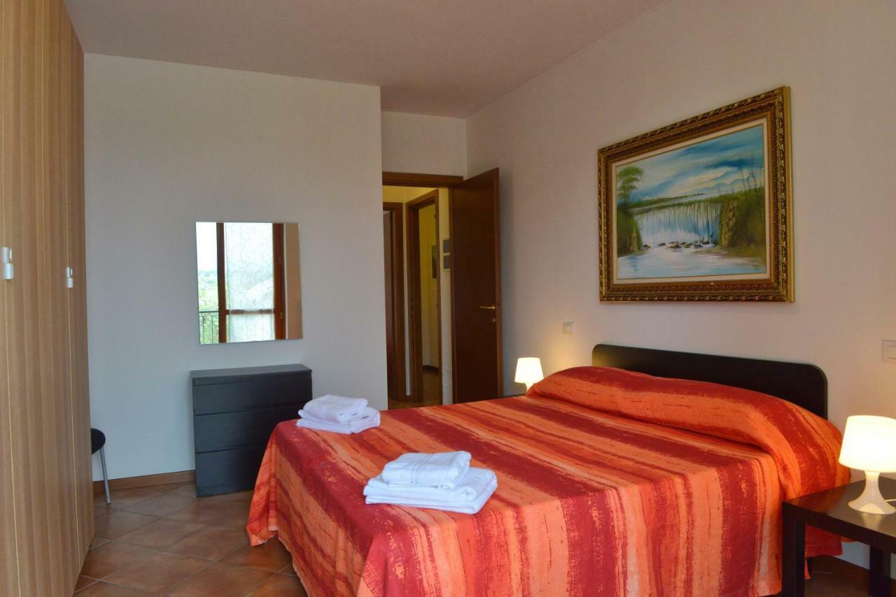 Casa Vacanze Serraglie Raffa Esterno foto